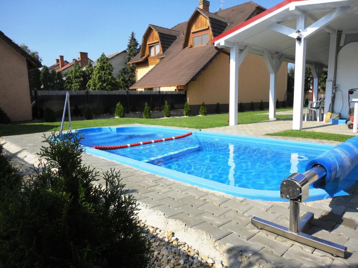 Villa Ani Hajduszoboszlo Luaran gambar