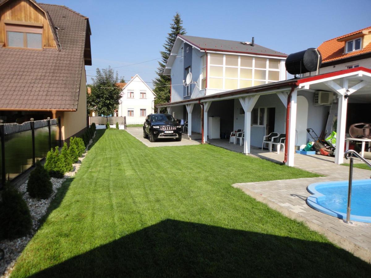 Villa Ani Hajduszoboszlo Luaran gambar