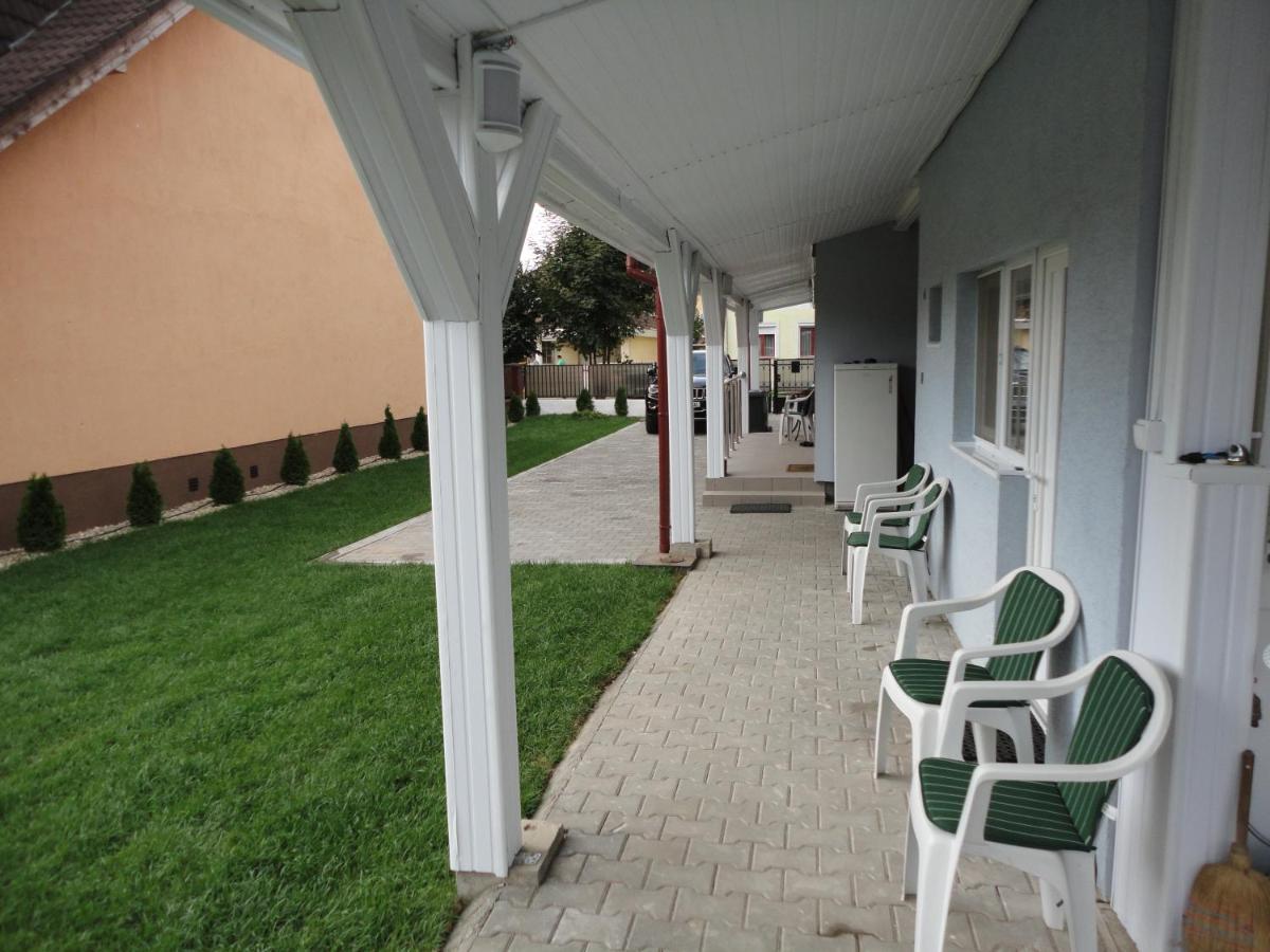 Villa Ani Hajduszoboszlo Luaran gambar